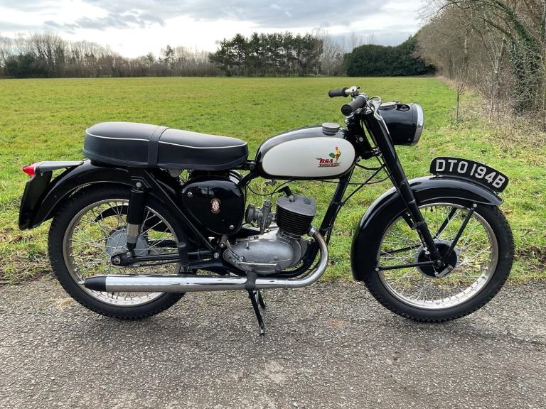 BSA D7 Bantam 1964 – Lovely Condition, New Seat, Stainless Wheels