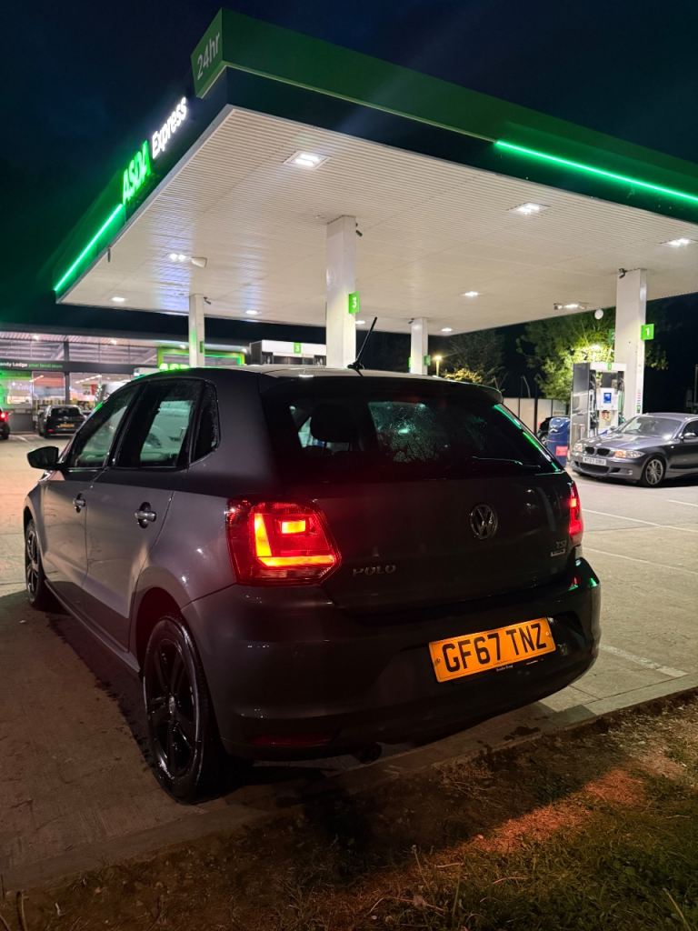 Volkswagen, POLO, Hatchback, 2017, Semi-Auto, 1197 (cc), 5 doors