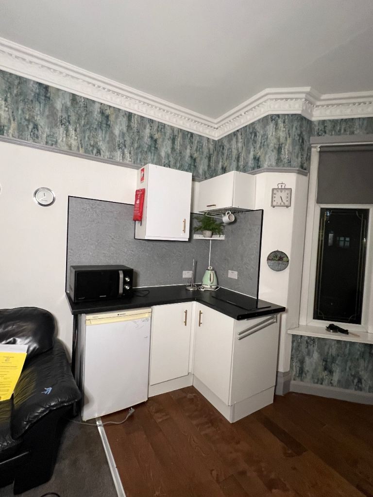 Room to rent  / DSS accepted