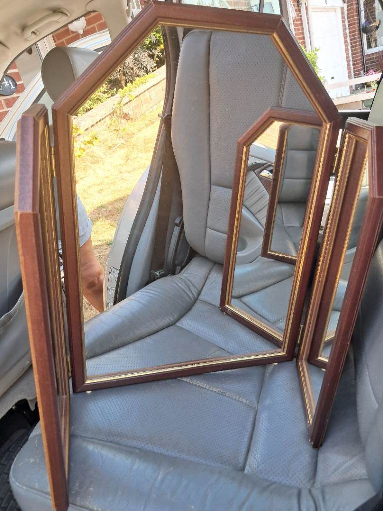 Wooden Triple Folding Dressing Table Mirror with Gold Trim