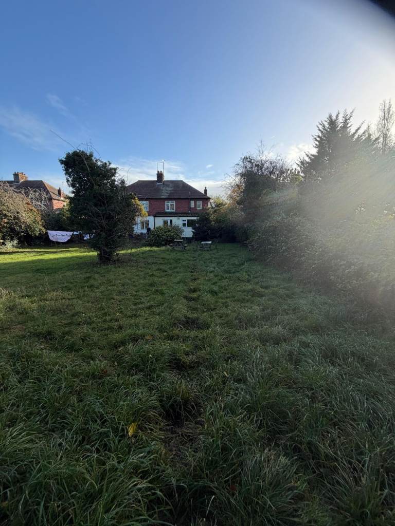 2 available rooms in 4-bed shared house