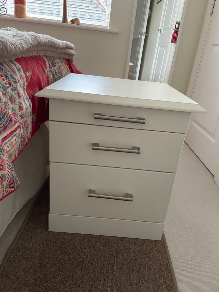 Bedside cabinet