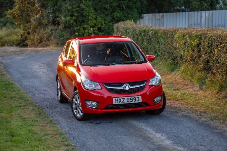 Vauxhall, VIVA, Hatchback, 2015, Manual, 999 (cc), 5 doors