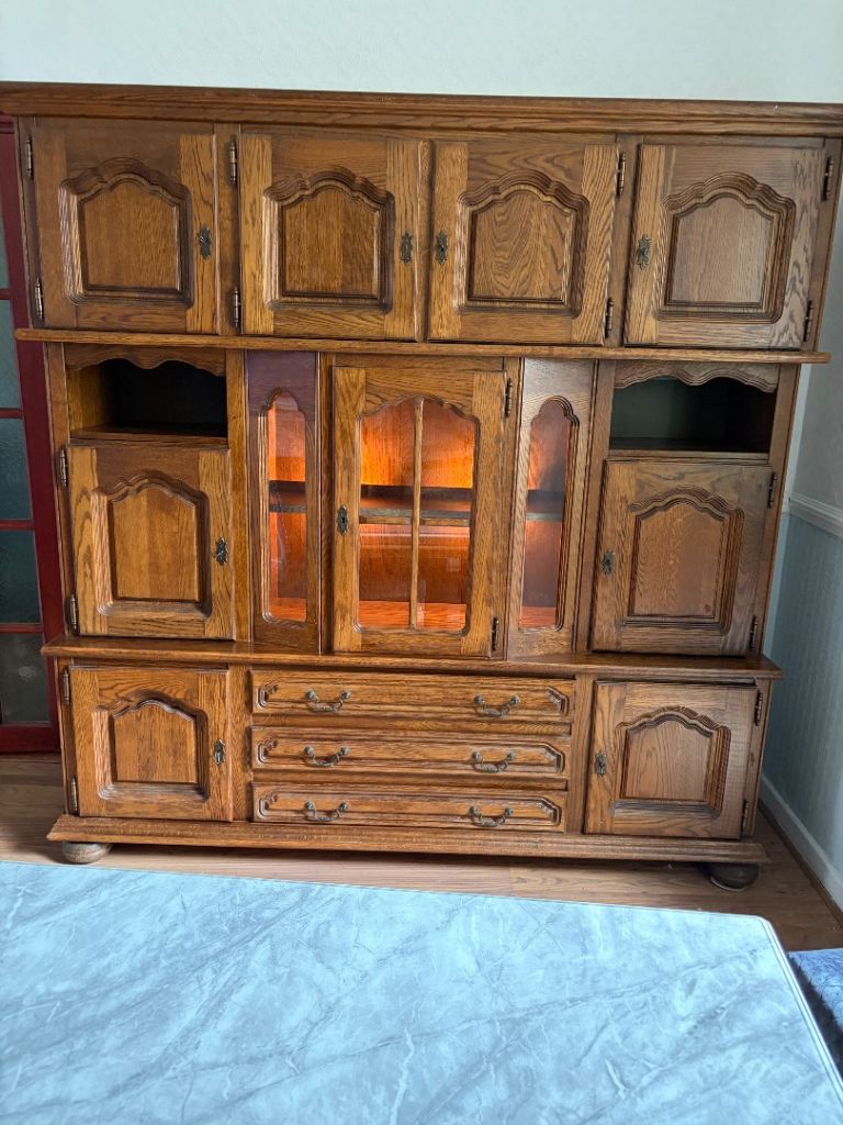 Quality Belgium oak wall unit