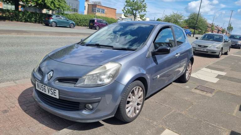 Renault, CLIO, Hatchback, 2006, Manual, 1598 (cc), 3 doors