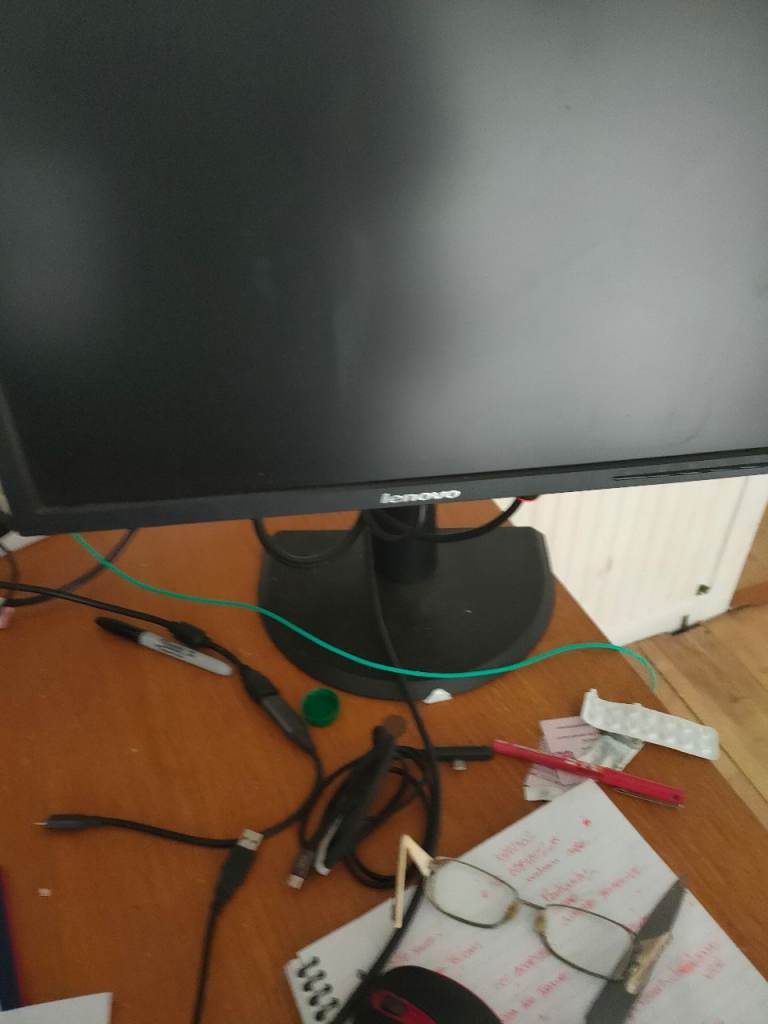 Levono monitors