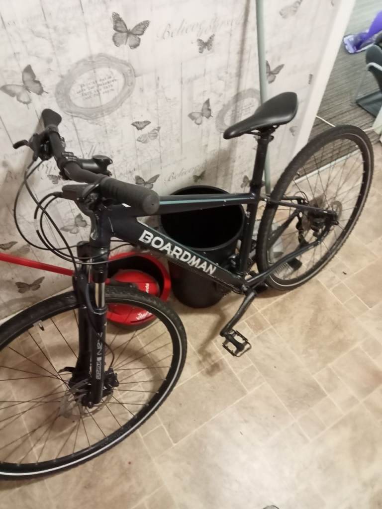Boardman Hybrid Bike – Black, Good Condition