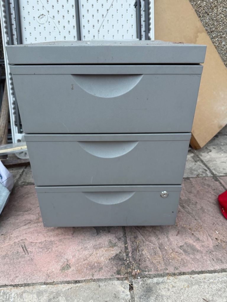 Under Desk Grey Metal 3-Drawer Filing Cabinet 