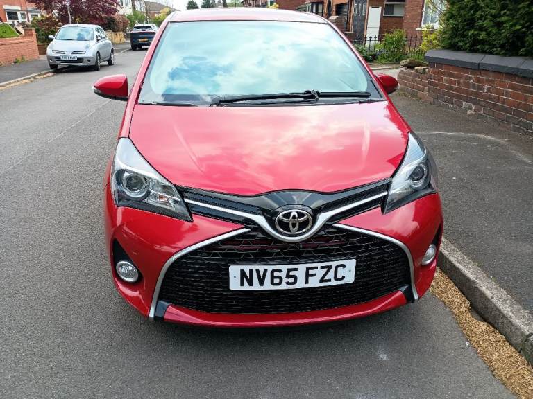 Toyota, YARIS, Hatchback, 2016, Manual, 998 (cc), 5 doors