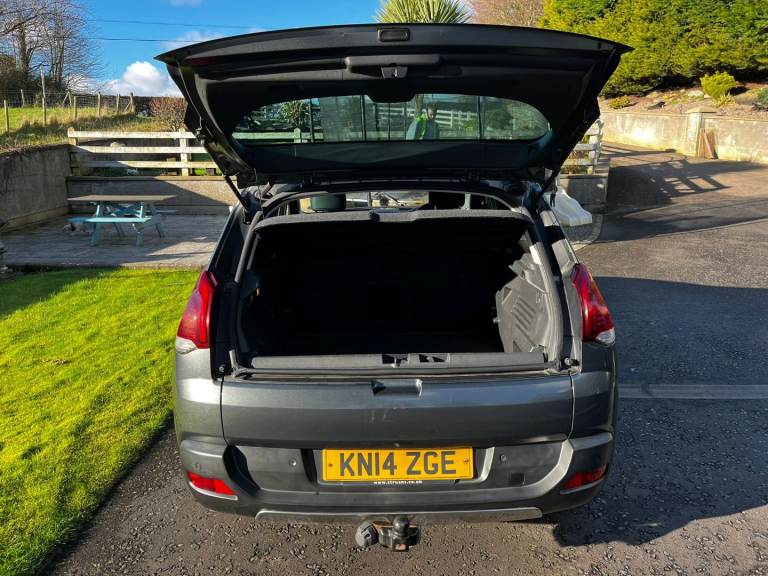 Peugeot, 3008, Hatchback, 2014, Manual, 1560 (cc), 5 doors