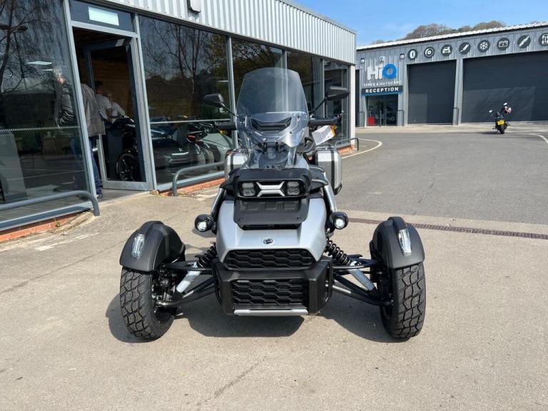 2025 Can-Am Spyder Canyon XT 1330cc 6 speed semi automatic trike EX Demo