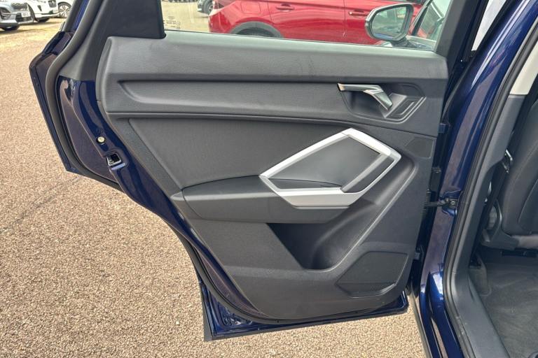  Audi Q3 TFSI e 1.4 Tfsie 45 Technik Suv 5dr Petrol Plug In Hybrid S Tronic