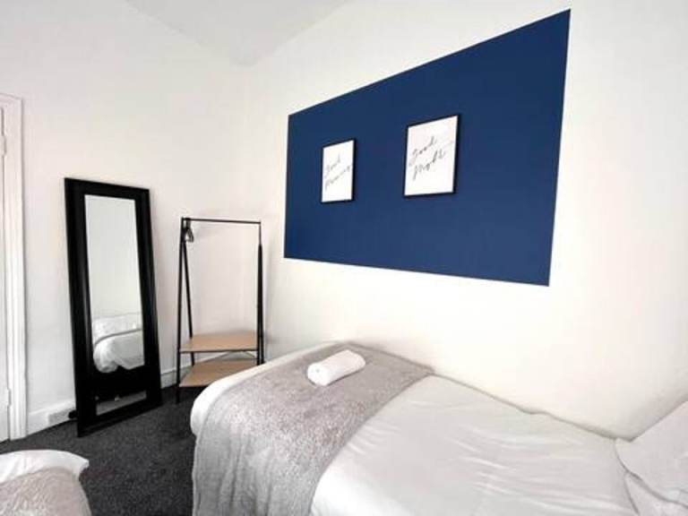 image for 🌟 STUNNING 2-BEDROOM FLAT – FULLY FURNISHED – EX-AIRBNB QUALITY! 🌟 RABY STREET , NE8 , GATESHEAD