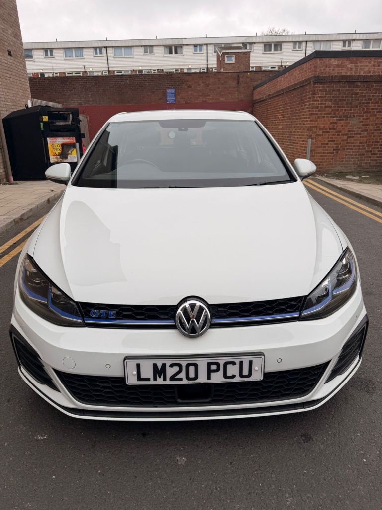 Volkswagen Golf GTE 2020 hybrid plugin 