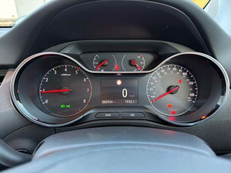 2022 Vauxhall Crossland Ultimate Turbo HATCHBACK Petrol Manual