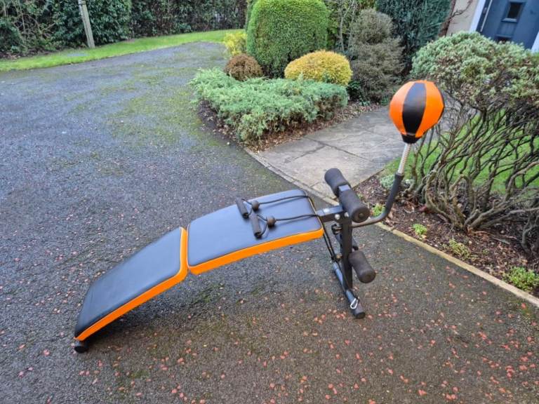 Training and exercise bench like new