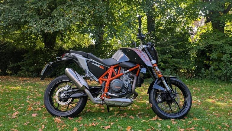 2014 KTM 690 Duke Supermoto naked motorcycle Motorbike FSH Only 5091 miles 
