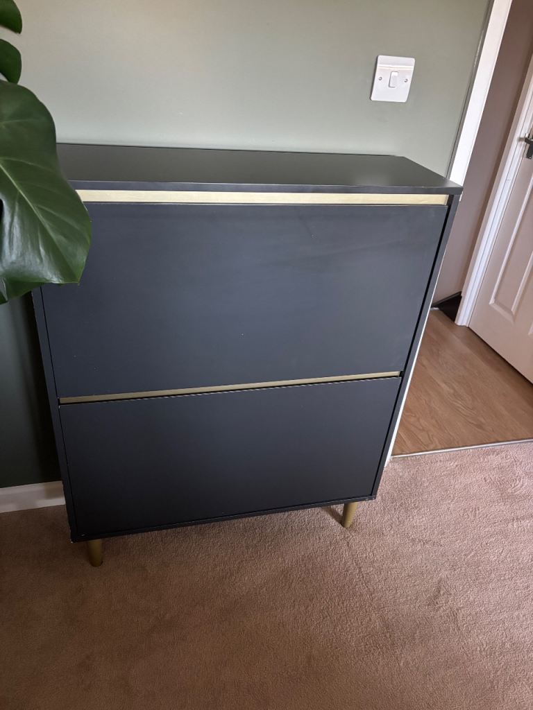 Stylish Grey Shoe Cabinet with Gold Accents – Good Condition