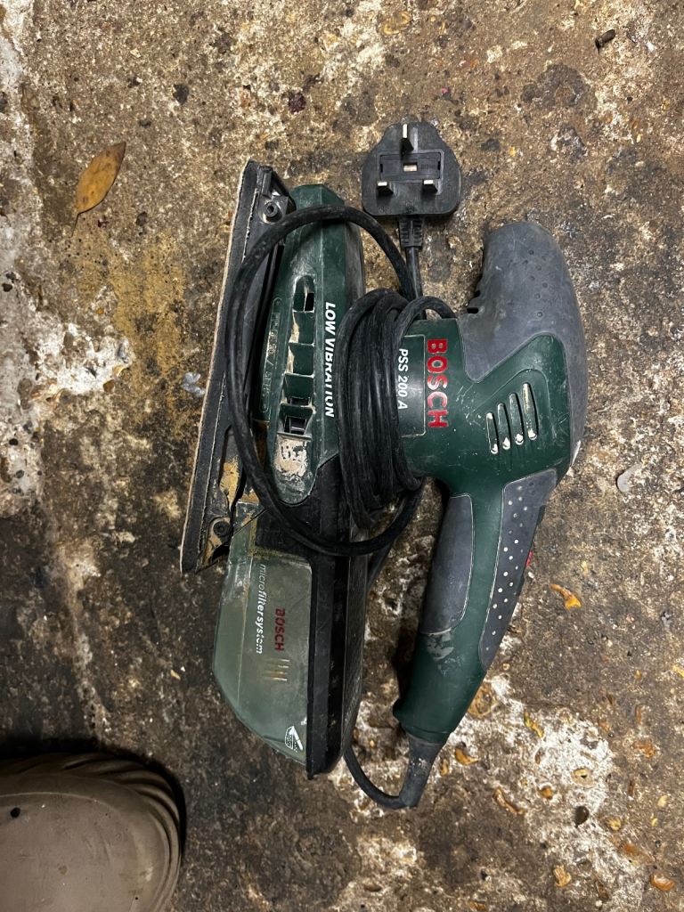 Bosch electric sander 