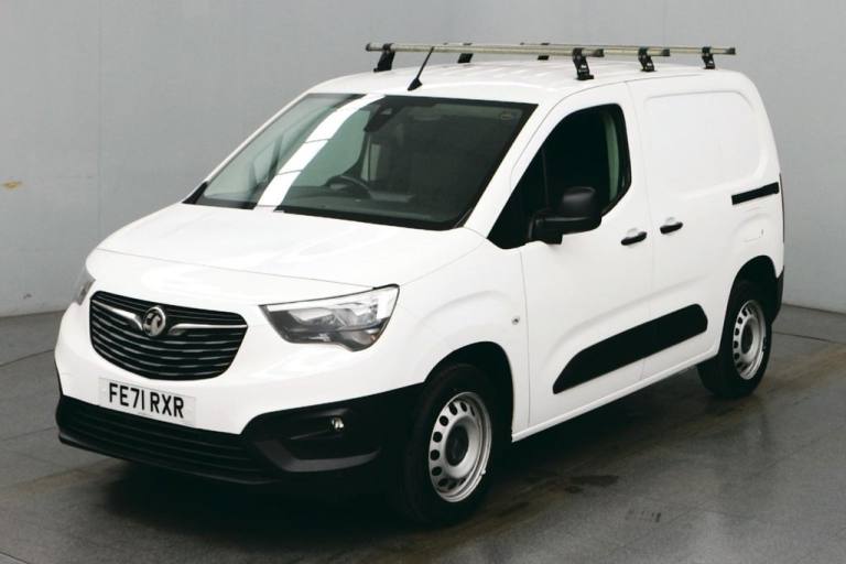 2021 Vauxhall Combo 1.5 Turbo D 2300 Dynamic 100 BHP L1 H1 Euro 6 ULEZ Compliant Panel Van Diesel...
