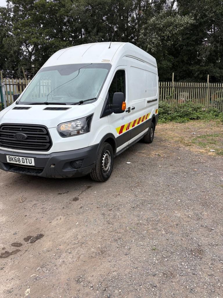 FORD TRANSIT 350 MEDIUM WHEELBASE VAN, EX UTILITIES, NO VAT