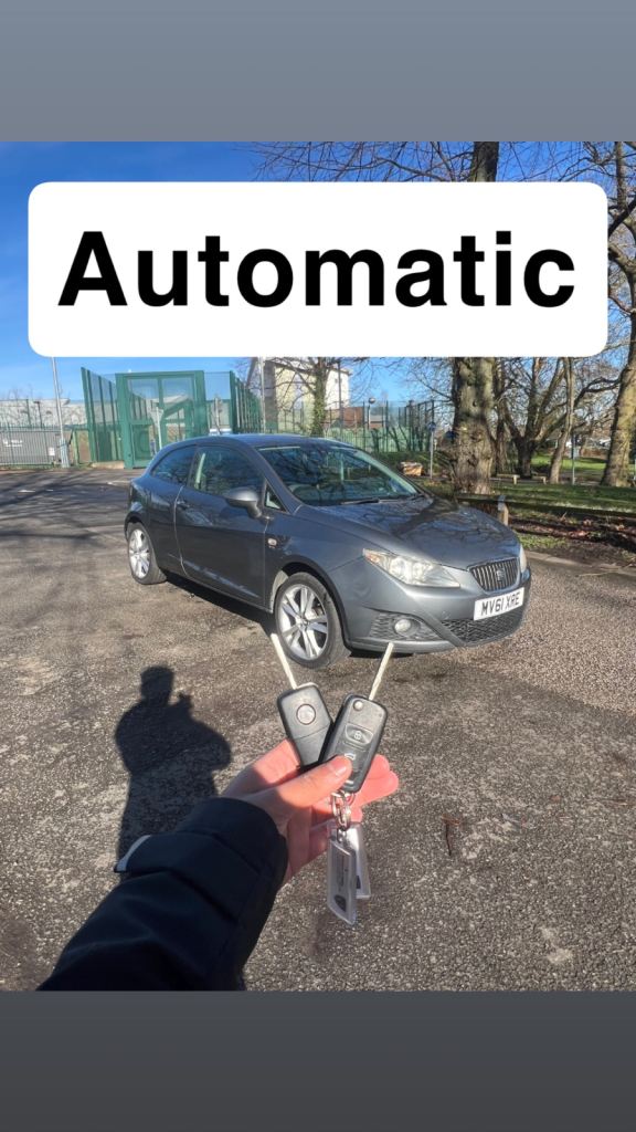 Seat, IBIZA, Hatchback, 2012, Semi-Auto, 1197 (cc), 3 doors