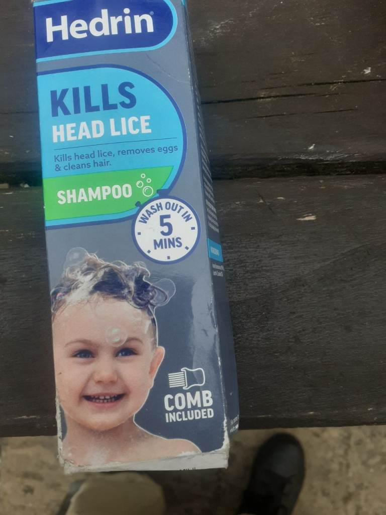 Back too school head lice shampoo brand new packing bit scruffy as new condition never