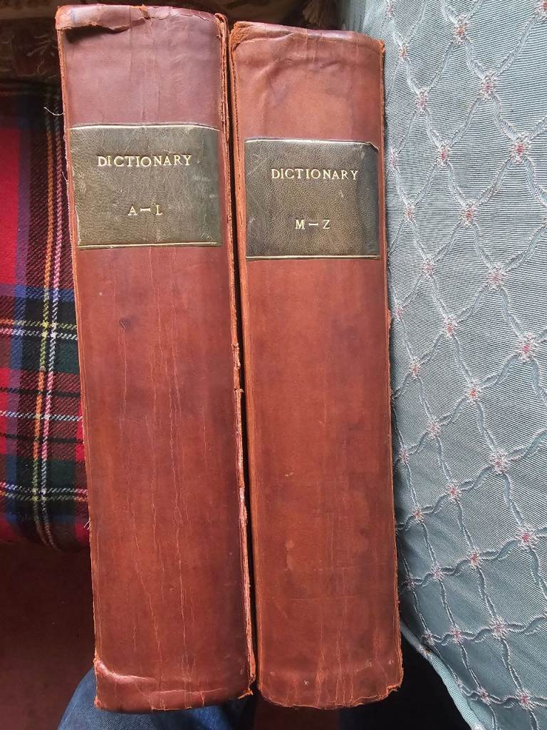 Funk and Wagnell Dictionary. 2Vols.