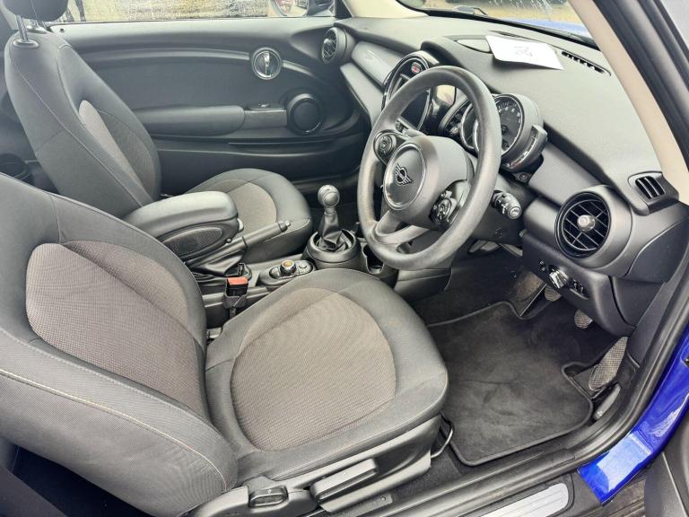 2020 MINI Hatch 1.5 Cooper Classic II 3dr HATCHBACK PETROL Manual