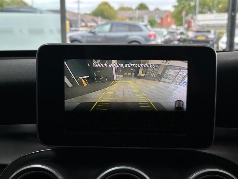 MERCEDES-BENZ C CLASS 2.1 C220d AMG Line (Premium) G-Tronic+ Euro 6 (s/s) 4dr