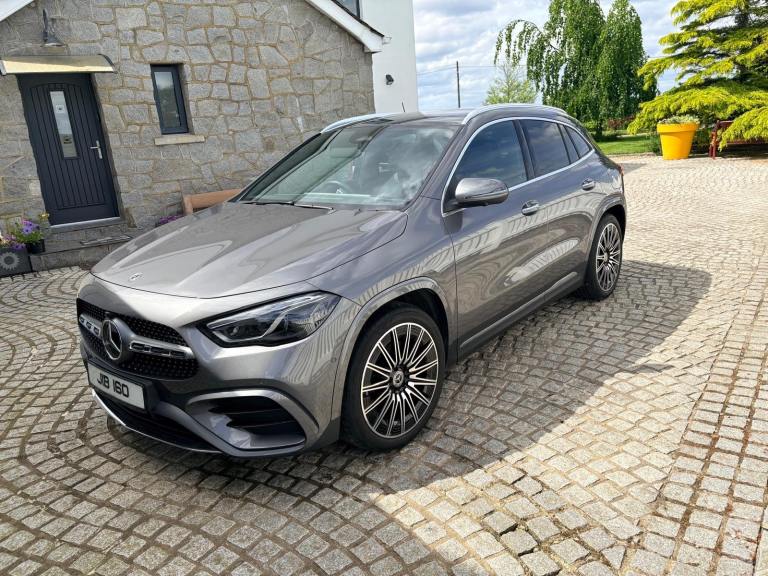 Mercedes-Benz, GLA, Hatchback, 2024, Semi-Auto, 1950 (cc), 5 doors