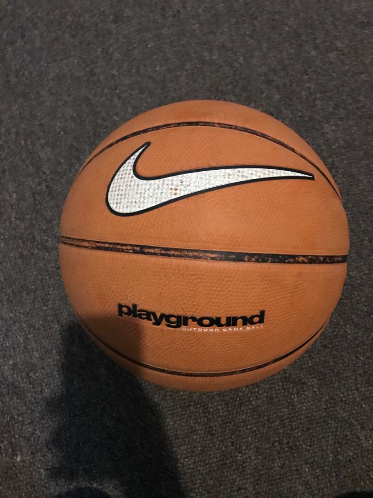 Basketball 