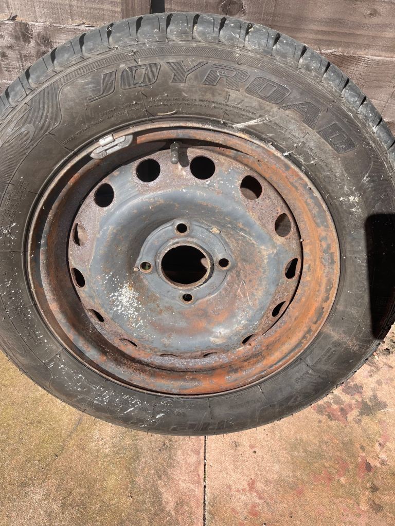 Budget 185/65R/14 Like NEW