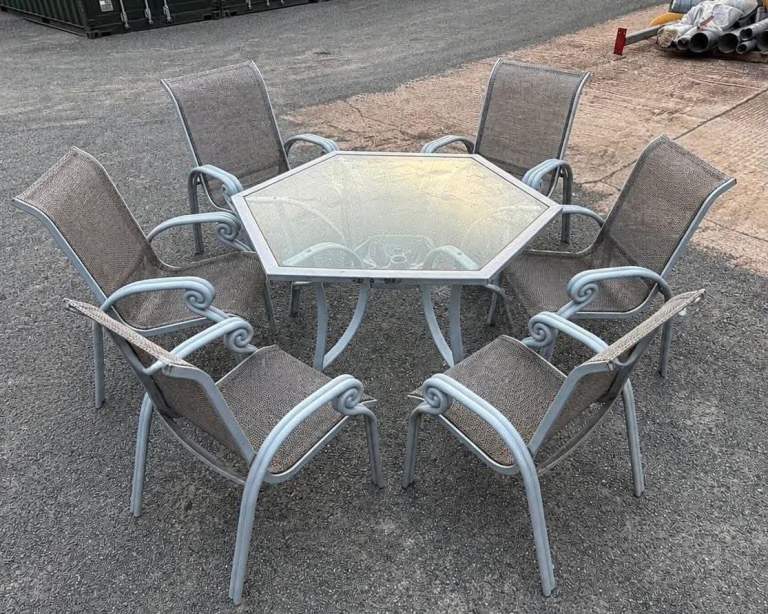 Outdoor Hexagonal Glass Table and 6 Chairs – Good Condition | Can be delivered 