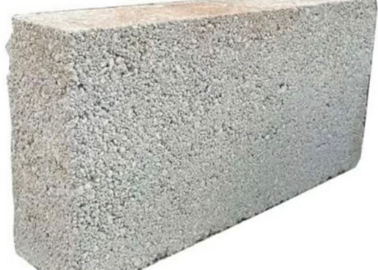 Concrete blocks 100mm delivery available 