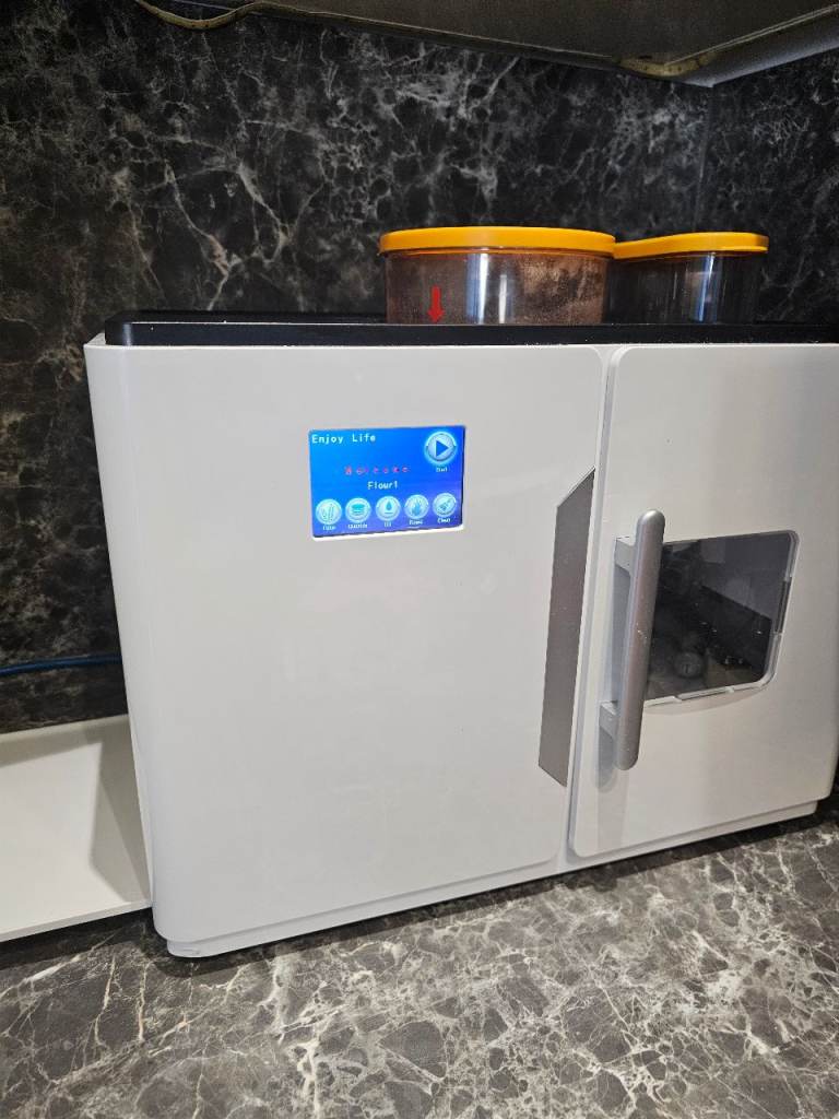 Automatic roti maker