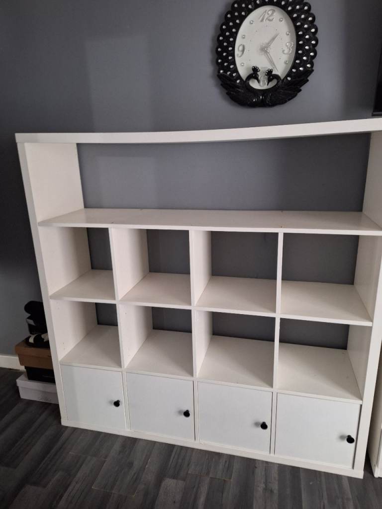 Cube unit with boxes