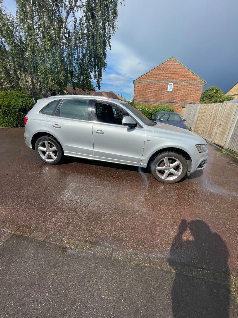 Audi, Q5, Estate, 2011, Manual, 1984 (cc), 5 doors