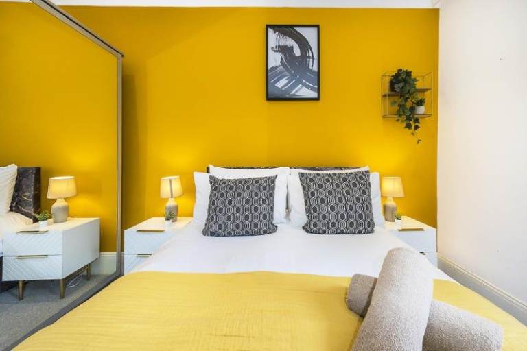 Angel Alert: Modern Double Rooms Now!✅✅