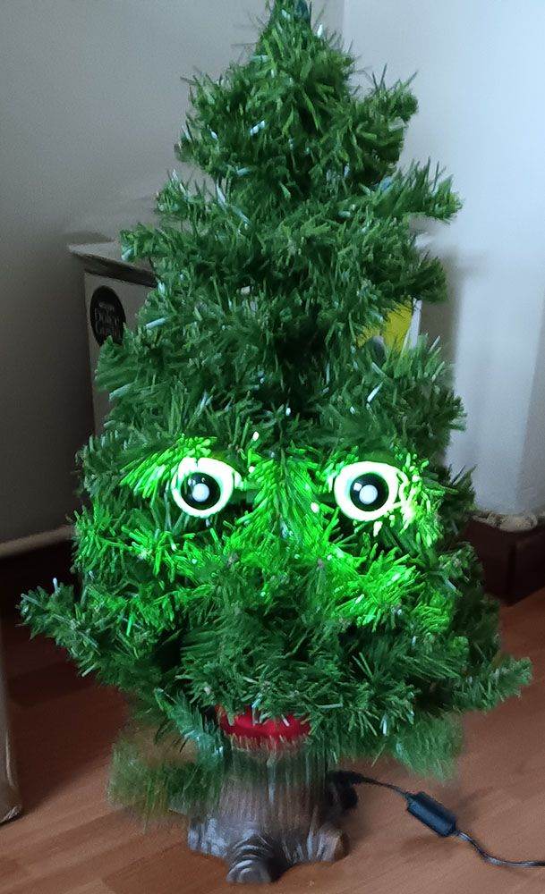 Singing Christmas Tree