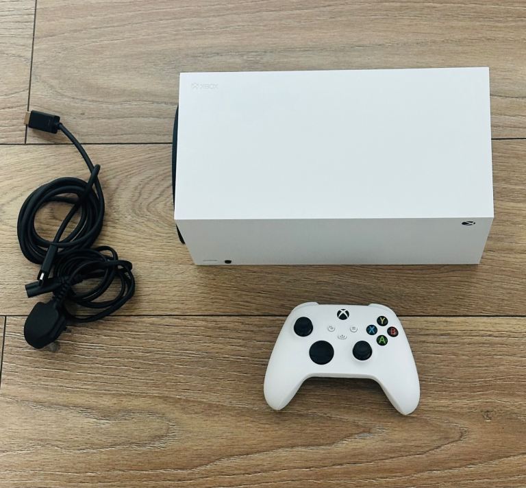 XBox Series X - 1TB 4K - White Digital - Like New