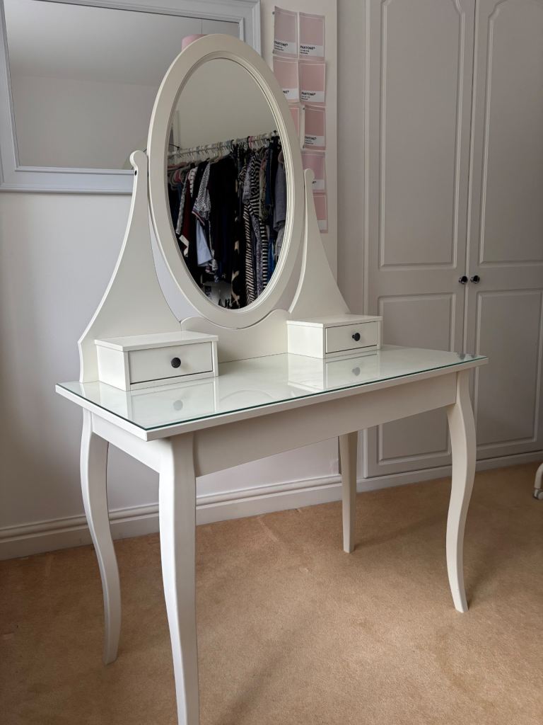 IKEA Hemnes dressing table and mirror 