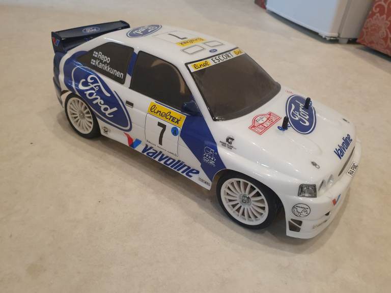 Tamiya TL01 escort wrc rc car vintage 90s