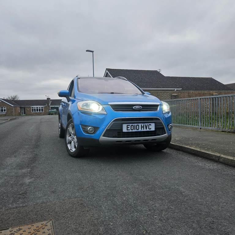 Ford Kuga 2.0TDCI titanium spares/repair