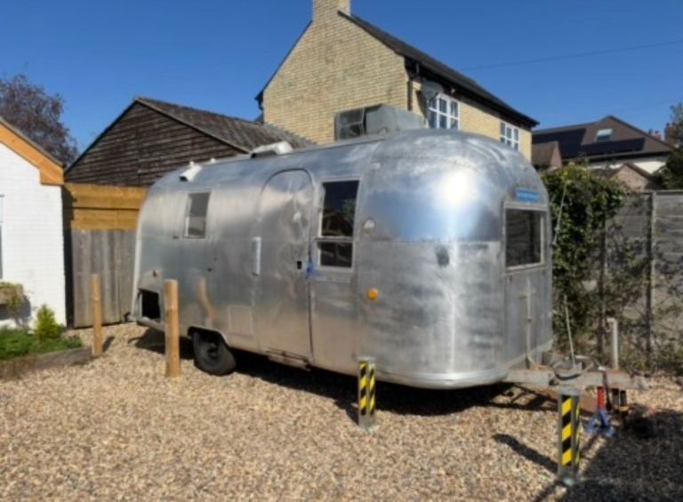 1968 Airstream Land Yacht 21’ – Fantastic Project or Food Van Conversion – £9,000 ONO