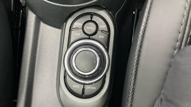 2023 MINI Cooper 2.0 S Exclusive 5dr Auto Petrol Hatchback Hatchback Petrol Automatic