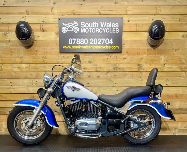 Kawasaki Vulcan VN800 : 1998 model : covered 30.5k miles 