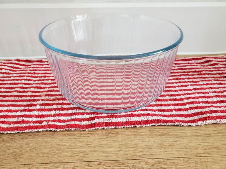 image for Pyrex Glass Oven Dish Roaster - Bakeware