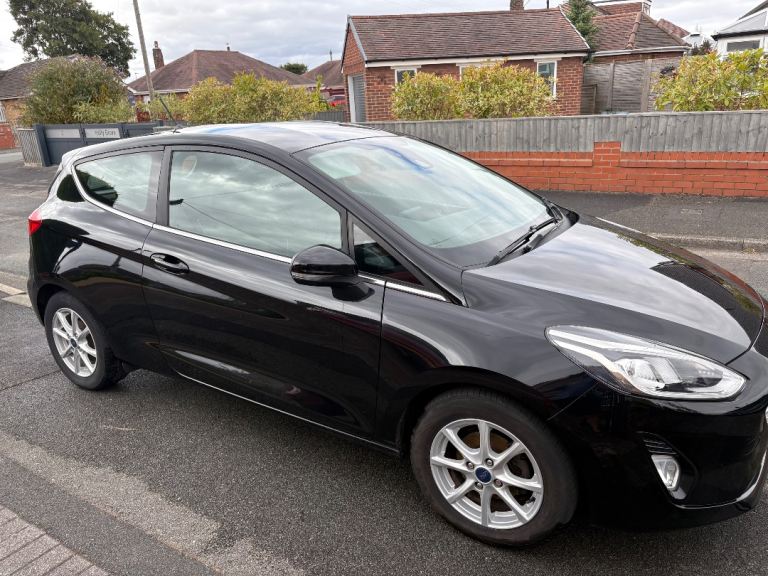 Ford, FIESTA, Hatchback, 2017, Manual, 998 (cc), 3 doors