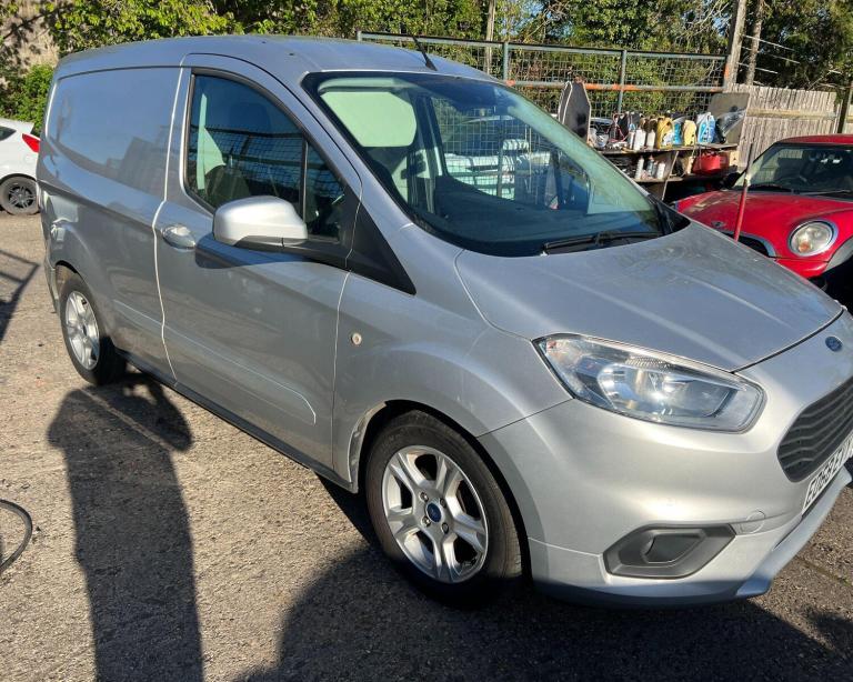 2018 Ford Transit Courier 1.0 EcoBoost Limited L1 Euro 6 5dr PANEL VAN Petrol Manual